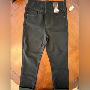 No Boundaries Black Corset Capri NWT